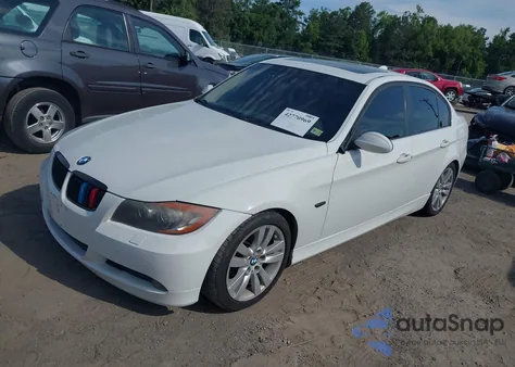 2006 BMW 325I z USA, uszkodzony, nr VIN WBAVB13576PT23360